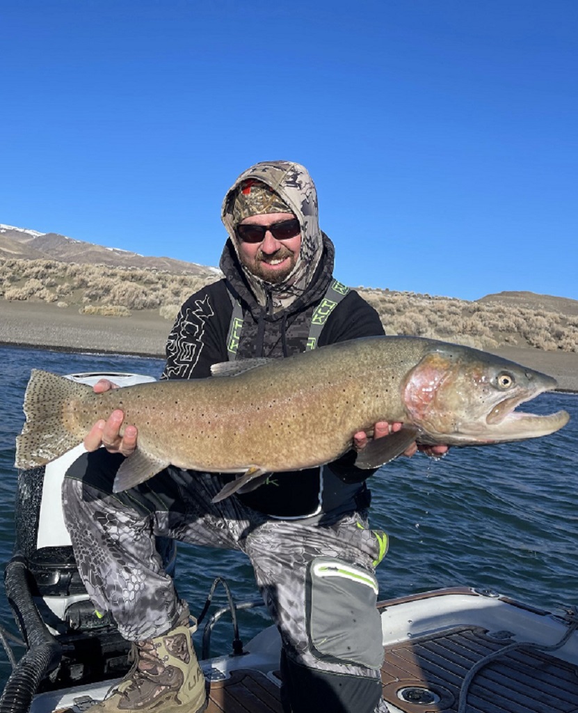 Fly Fishing Pyramid Lake - 20 LBS Lahontan Cutthroat Trout - Pilot Peak