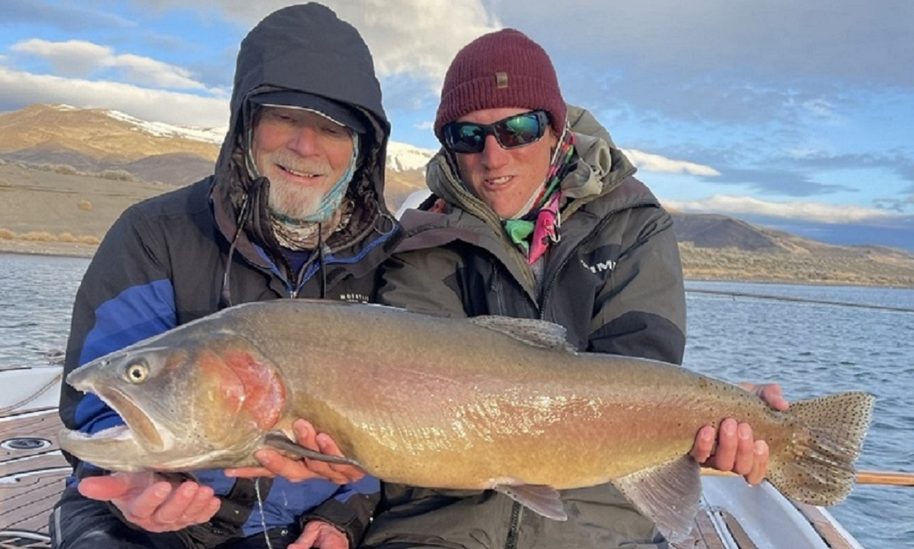 Pyramid Lake Fly Fishing Guide Service - Lahontan Cutthroat Trout Mega