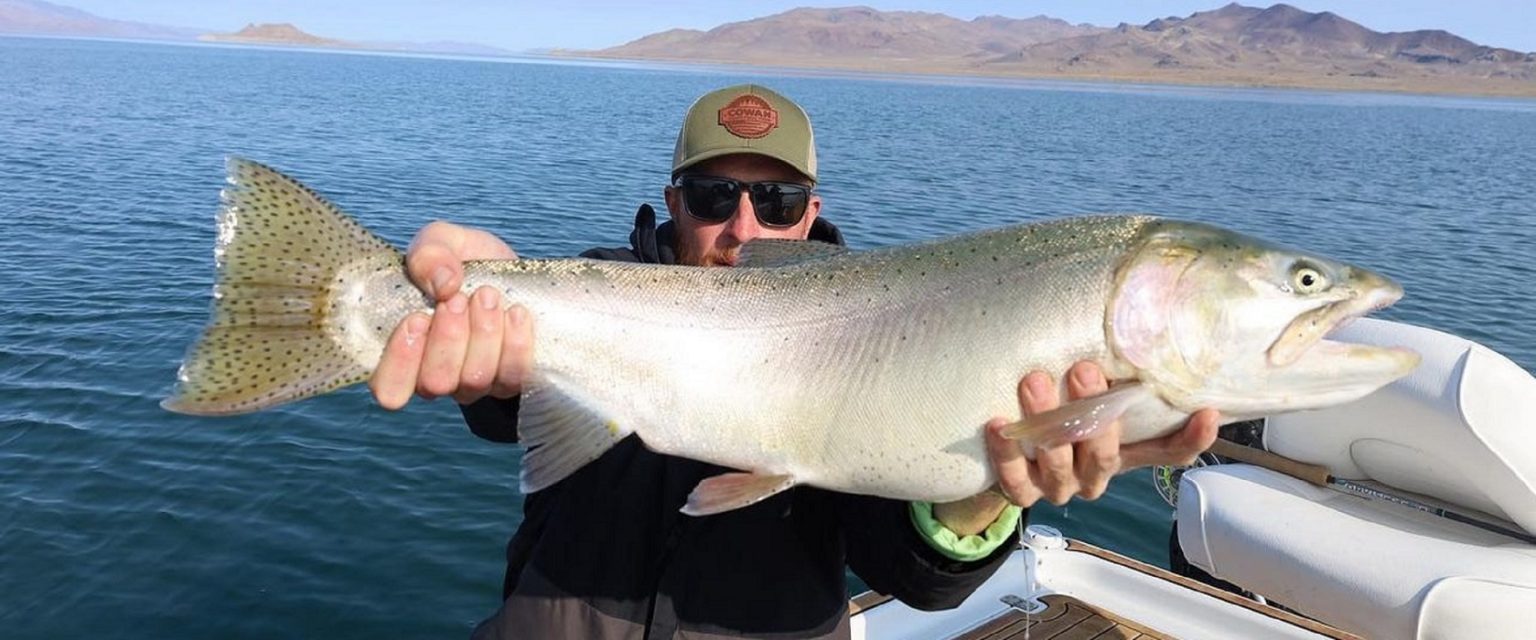 Pyramid Lake Fly Fishing Guides - Lahontan Cutthroat Trout 22 Lbs 4-2022