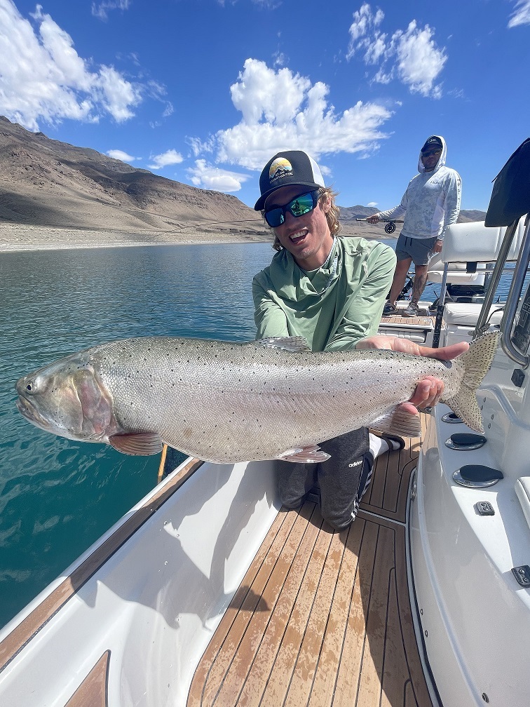Fly Fishing Guide Pyramid Lake - Hans Grotewold Laceys Guide Service