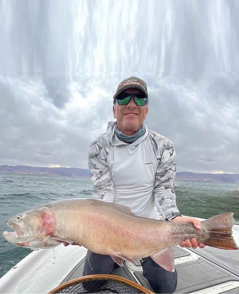 Fly Fishing Boat Charter Pyramid Lake - 20lbs Lahontan Cutthroat Trout 10-23