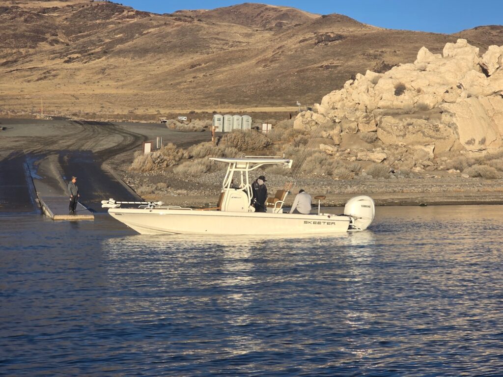 24 ft. Skeeter -Center Console