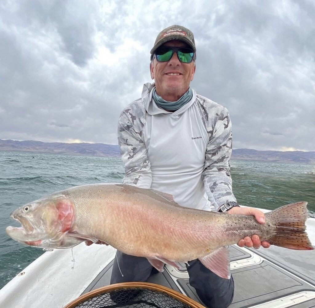 Fly Fishing Pyramid Lake - 20lbs Lahontan Cutthroat Trout