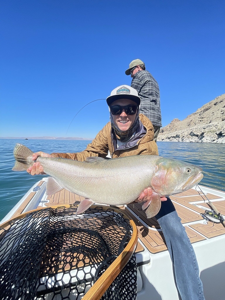 Fly Fishing Pyramid Lake - Lahontan Cutthroat Trout 20 LBS - best Time to fish Pyramid Lake